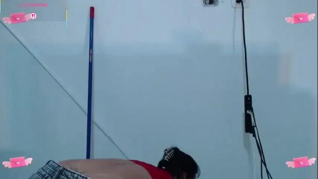 Image 7 of twerking_bigass Stream on Chaturbate on 6 days ago
