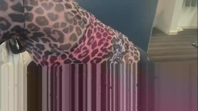 Image 11 of twerkingonclouds Stream on Chaturbate on 1 month ago