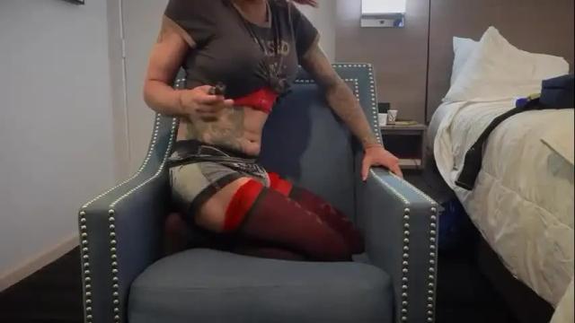 Image 2 of twerkingonclouds Stream on Chaturbate on 1 month ago