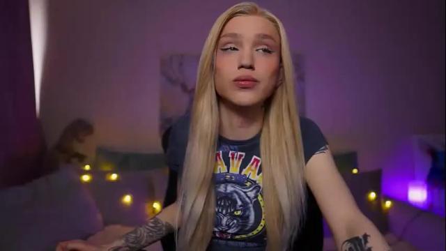 Image 11 of twiinkie_pie Stream on Chaturbate on 1 month ago