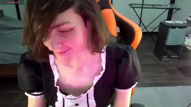 Image 3 of twinkiethemouse Stream on Chaturbate on 12 months ago