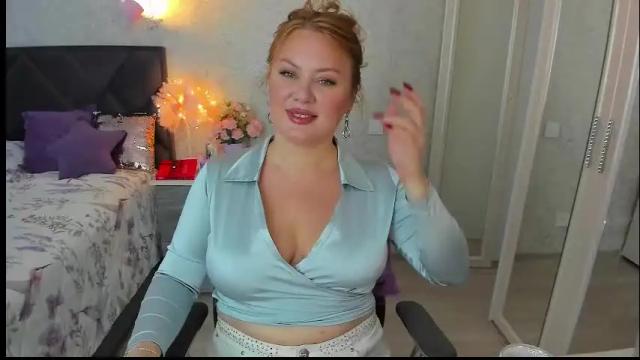 Image 2 of twinklingstar_ Stream on Chaturbate on 2 months ago