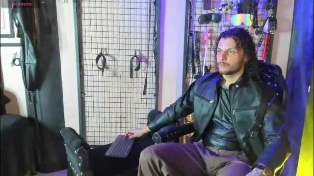 Image 8 of twisted_fantasy_ Stream on Chaturbate on 26 days ago