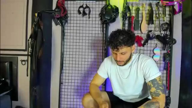 Image 8 of twisted_fantasy_ Stream on Chaturbate on 1 month ago