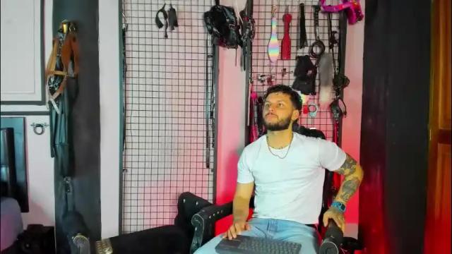 Image 10 of twisted_fantasy_ Stream on Chaturbate on 26 days ago