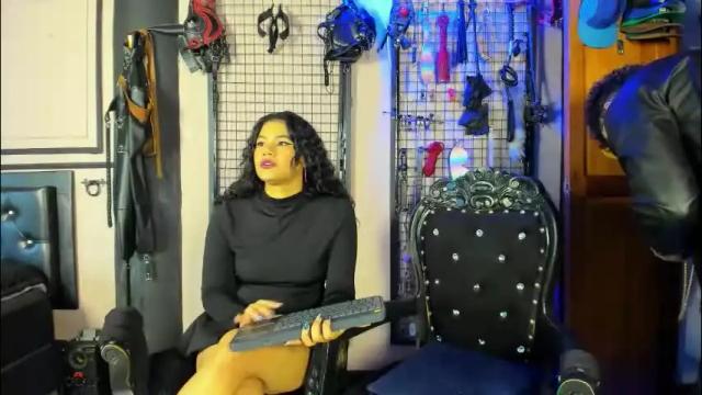 Image 12 of twisted_fantasy_ Stream on Chaturbate on 15 days ago