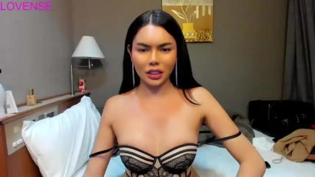 Image 6 of twitter_venusjenner Stream on Chaturbate on 14 months ago