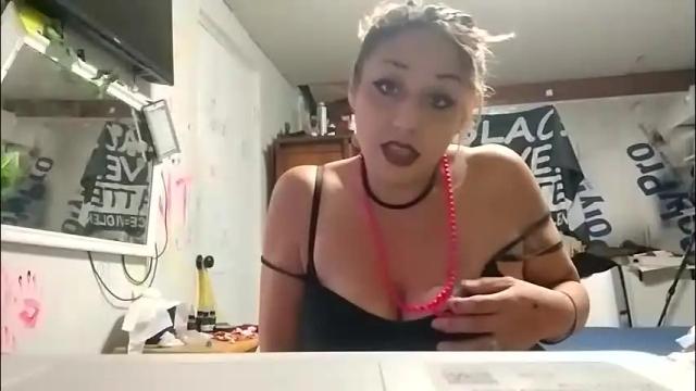 Image 6 of twocrazy85 Stream on Chaturbate on 25 days ago