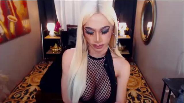 Image 12 of twofuckablestrans Stream on Chaturbate on 1 month ago