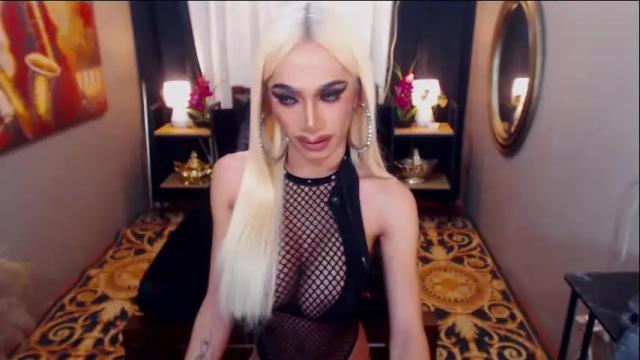 Image 4 of twofuckablestrans Stream on Chaturbate on 1 month ago