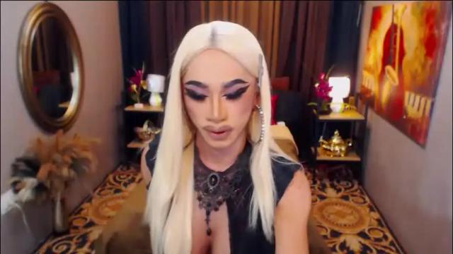 Image 2 of twofuckablestrans Stream on Chaturbate on 5 months ago