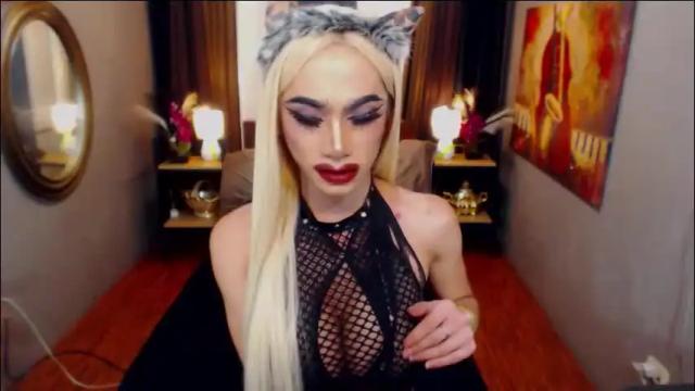 Image 4 of twofuckablestrans Stream on Chaturbate on 2 months ago