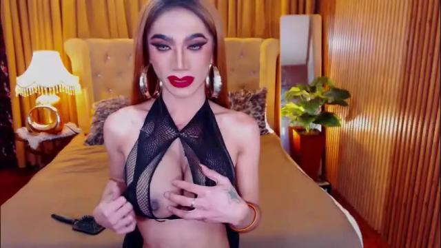 Image 3 of twofuckablestrans Stream on Chaturbate on 15 days ago