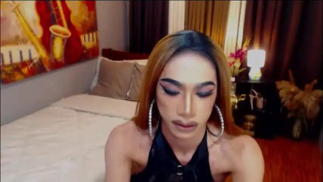 Image 3 of twofuckablestrans Stream on Chaturbate on 18 hours ago