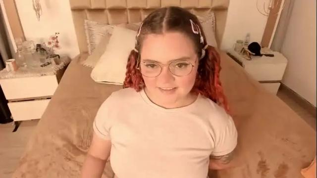 Image 4 of twwiiggy19 Stream on Chaturbate on 1 month ago