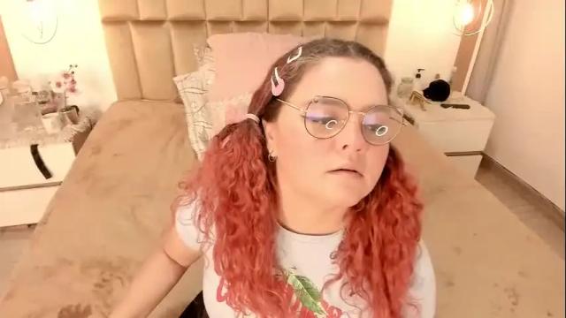 Image 11 of twwiiggy19 Stream on Chaturbate on 1 month ago