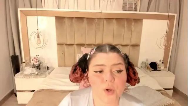 Image 4 of twwiiggy19 Stream on Chaturbate on 1 month ago