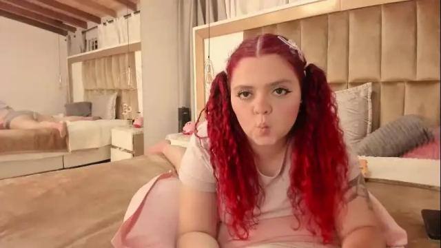 Image 3 of twwiiggy19 Stream on Chaturbate on 6 days ago