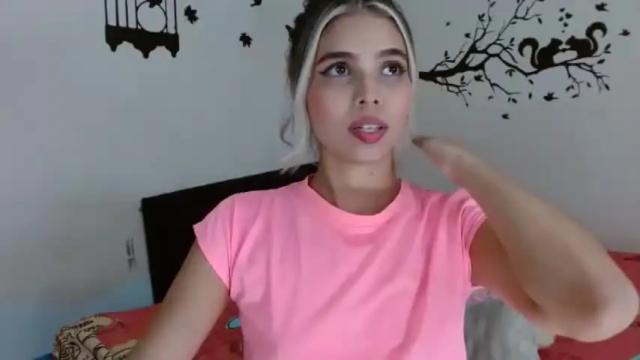 Image 7 of tyfanny19 Stream on Chaturbate on 15 months ago
