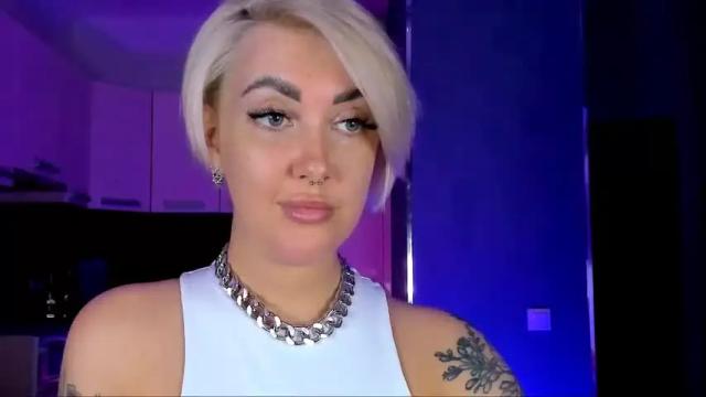 Image 4 of tykioty_miley Stream on Chaturbate on 15 months ago