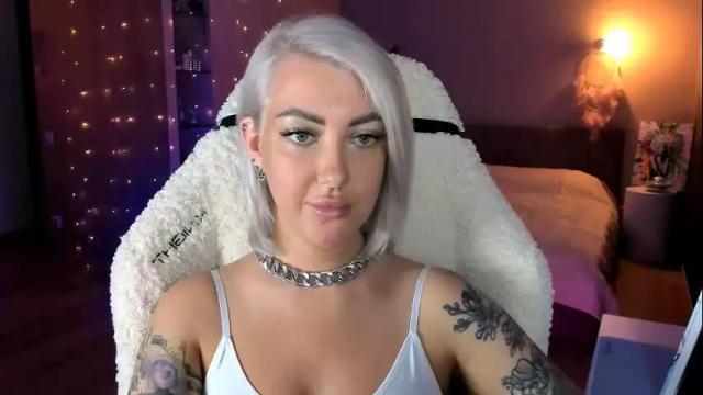 Image 10 of tykioty_miley Stream on Chaturbate on 1 month ago