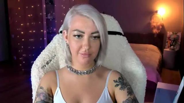 Image 11 of tykioty_miley Stream on Chaturbate on 1 month ago