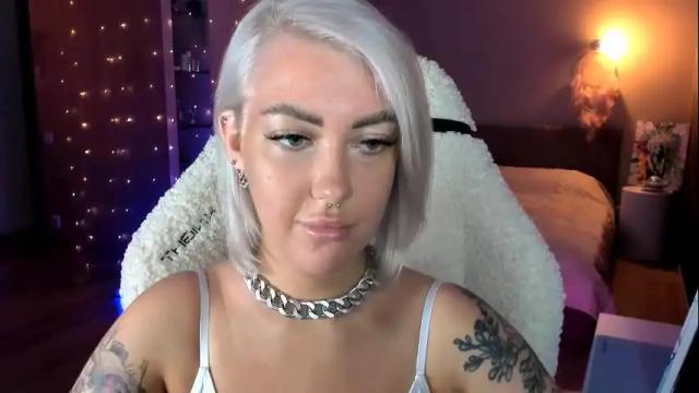 Image 12 of tykioty_miley Stream on Chaturbate on 1 month ago