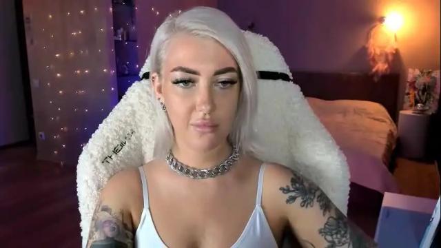 Image 8 of tykioty_miley Stream on Chaturbate on 1 month ago