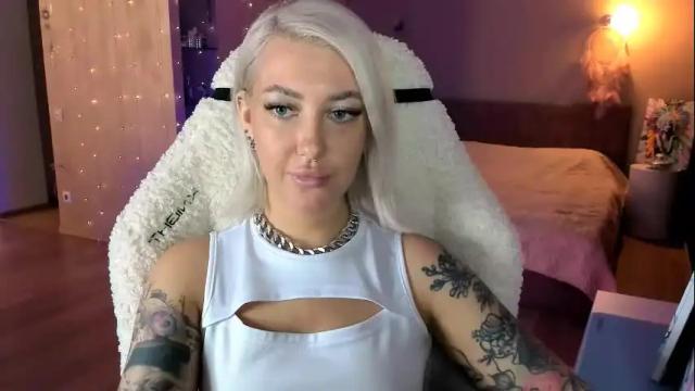 Image 4 of tykioty_miley Stream on Chaturbate on 1 month ago