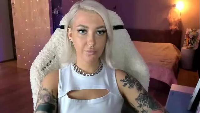 Image 6 of tykioty_miley Stream on Chaturbate on 1 month ago