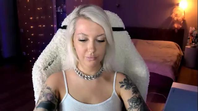 Image 10 of tykioty_miley Stream on Chaturbate on 10 days ago