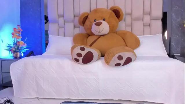 Image 4 of tyla_demon Stream on Chaturbate on 22 days ago