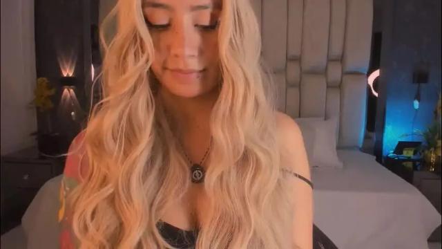 Image 2 of tyla_demon Stream on Chaturbate on 19 days ago