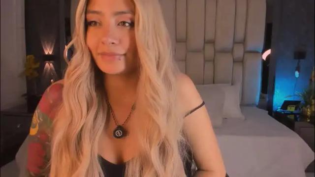 Image 4 of tyla_demon Stream on Chaturbate on 19 days ago