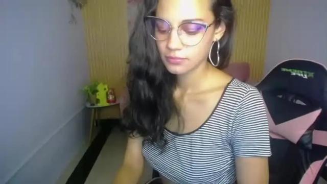 Image 4 of tyna_ch Stream on Chaturbate on 13 months ago