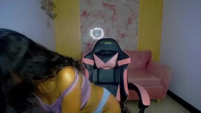 Image 3 of tyna_ch Stream on Chaturbate on 12 months ago