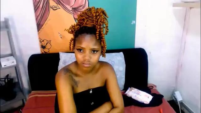 Image 2 of tyrabangz Stream on Chaturbate on 11 days ago