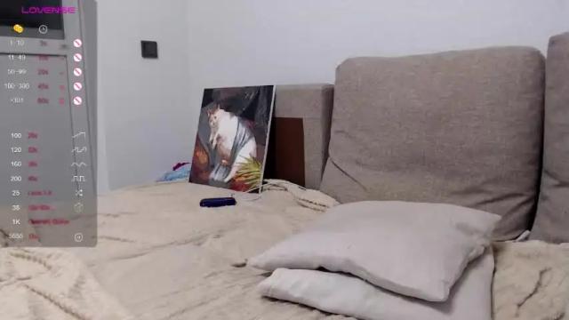 Image 4 of u_my_bon Stream on Chaturbate on 14 months ago