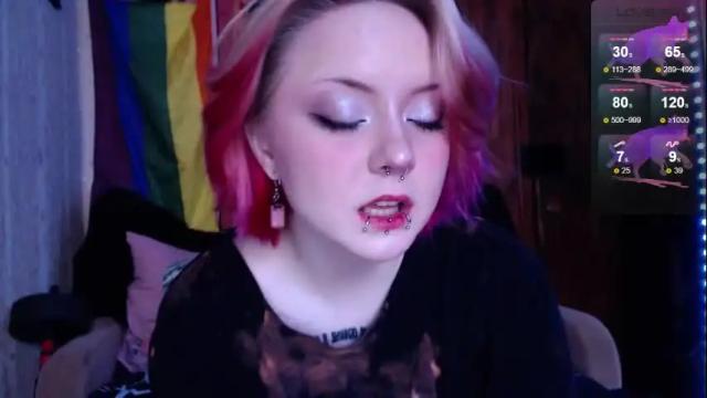 Image 3 of u_okay_u Stream on Chaturbate on 20 days ago