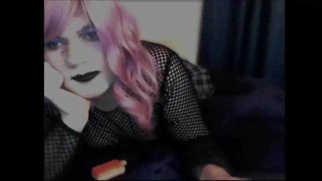 Image 4 of uhhh_lexi Stream on Chaturbate on 25 months ago