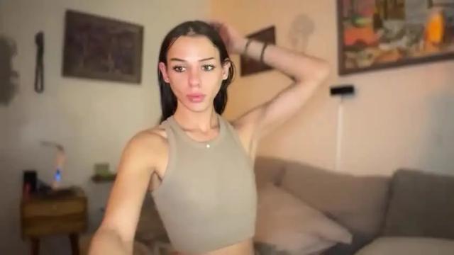 Image 2 of ukrainianlove444 Stream on Chaturbate on 17 months ago