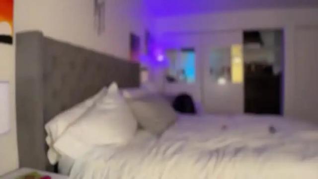 Image 2 of ukrainianlove444 Stream on Chaturbate on 14 months ago