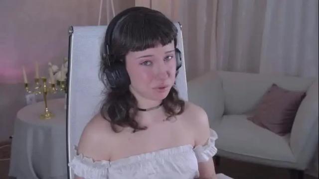 Image 2 of umekomisa Stream on Chaturbate on 1 month ago