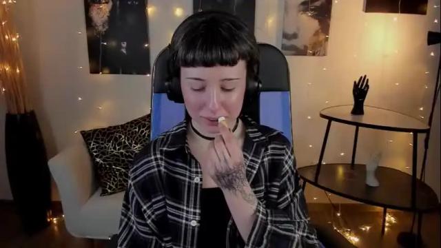 Image 7 of umekomisa Stream on Chaturbate on 1 month ago