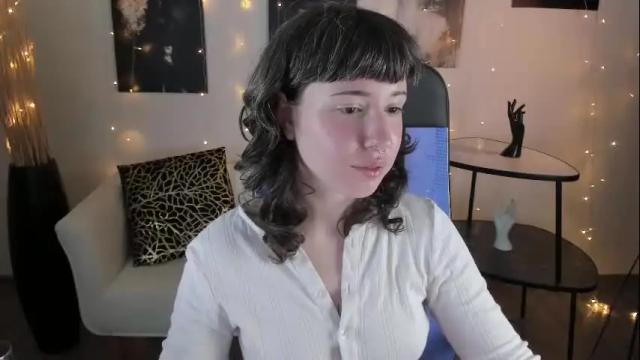 Image 11 of umekomisa Stream on Chaturbate on 12 days ago