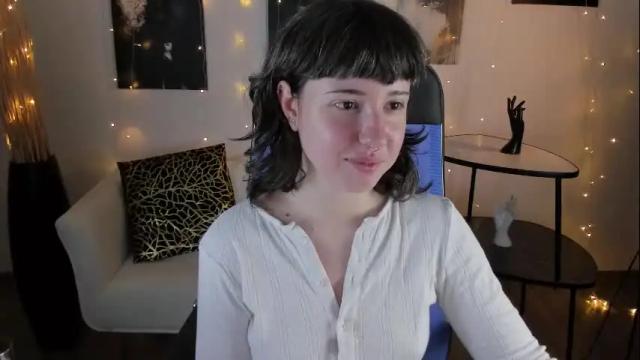 Image 4 of umekomisa Stream on Chaturbate on 12 days ago