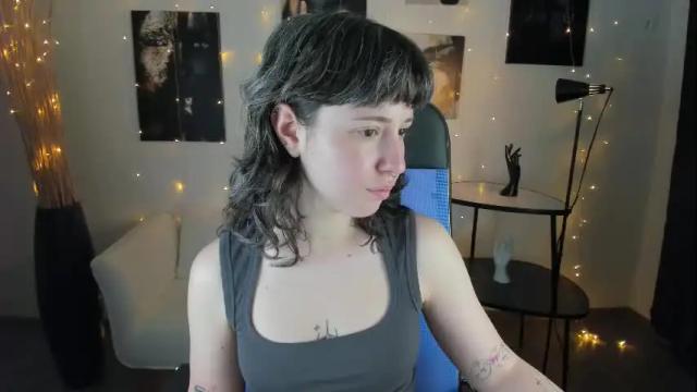 Image 4 of umekomisa Stream on Chaturbate on 10 days ago