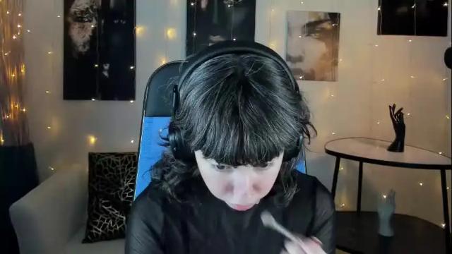Image 4 of umekomisa Stream on Chaturbate on 9 days ago