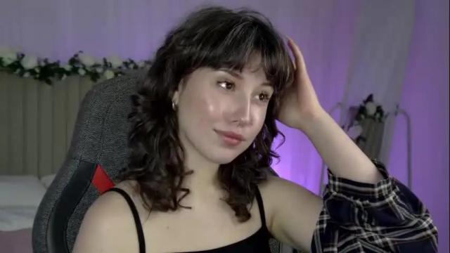 Image 3 of umekomisa Stream on Chaturbate on 3 months ago