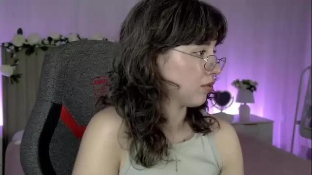 Image 10 of umekomisa Stream on Chaturbate on 3 months ago